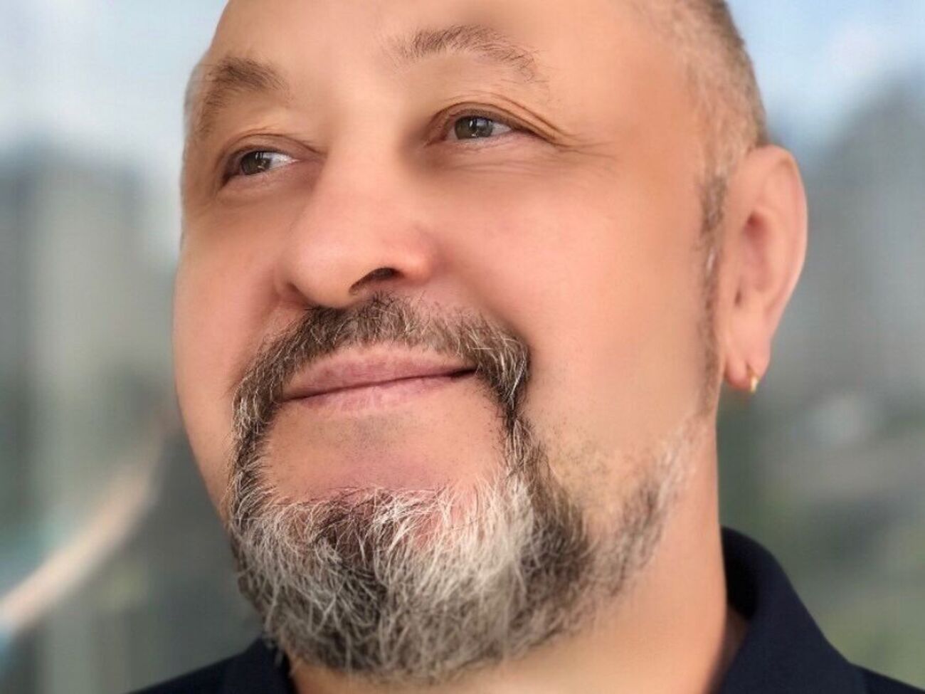 Путин уже немало сделал, чтобы стать могильщиком РФ. Осталось только запустить процессы распада России и гражданскую войну