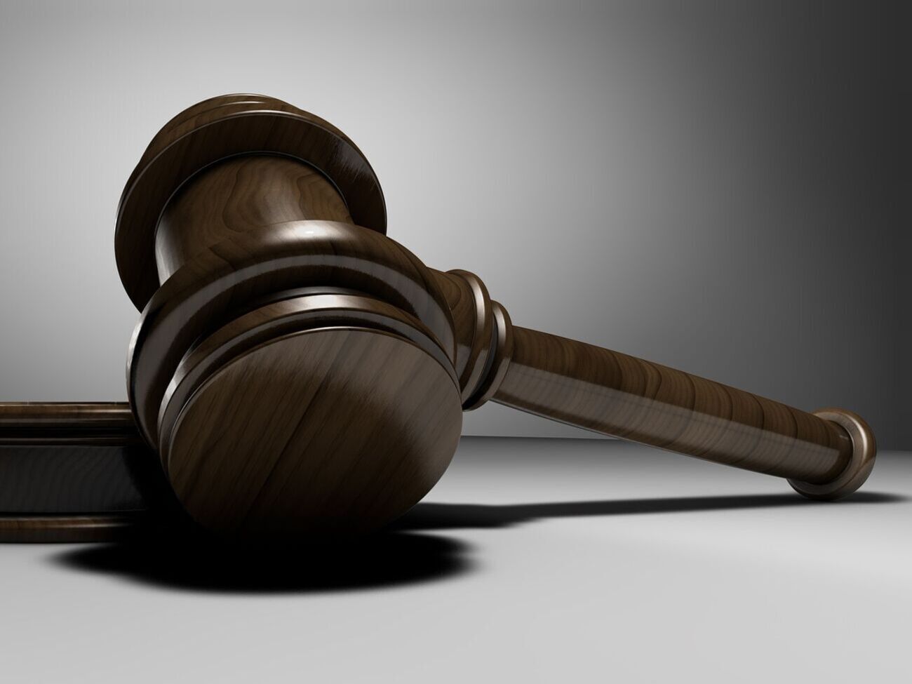 Суд арестовал активы компаний по продаже косметики и парфюмерии, которые уклонялись от налогов