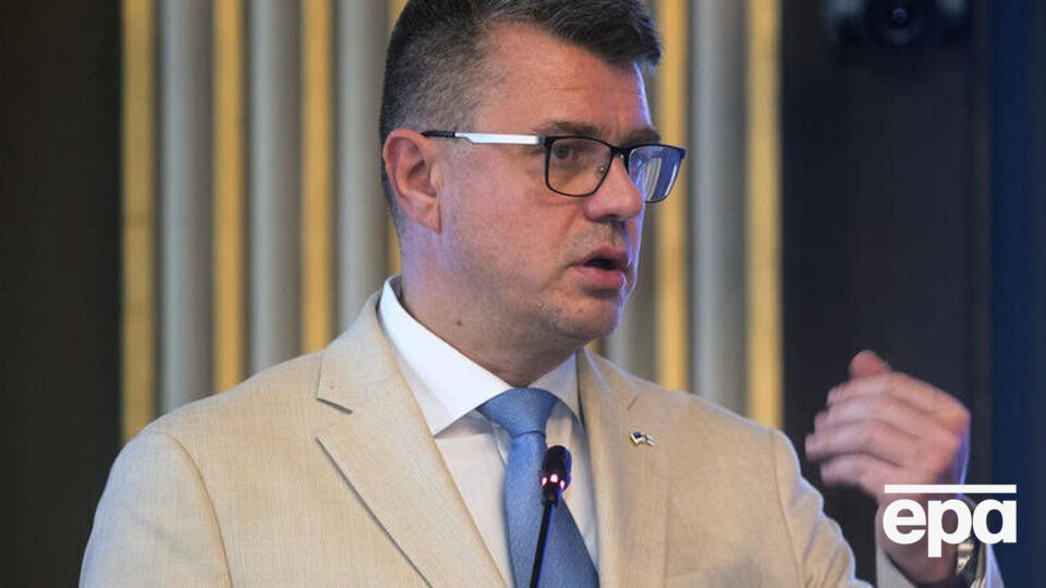 Рейнсалу призвал граждан России не приезжать в Эстонию, добавив, что им "здесь не рады"