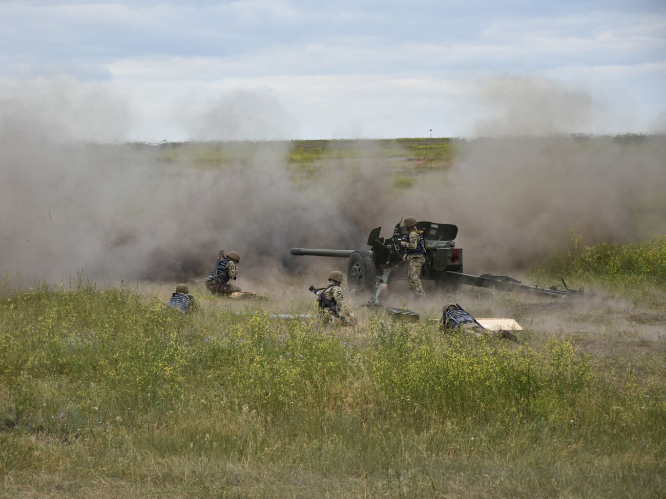 Російські окупанти змушені були сповільнити темп наступу і покинути свої позиції