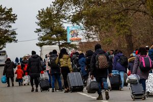 Около полумиллиона человек вынуждены были покинуть свои дома на юге Украины