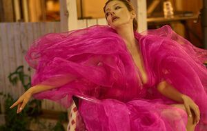 Тина Кароль прибыла в Японию в конце августа