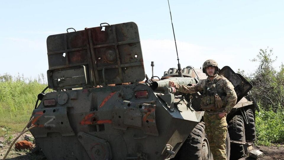 Украинские военные сейчас преподают России "идеальный урок истории", отметили в Офисе президента