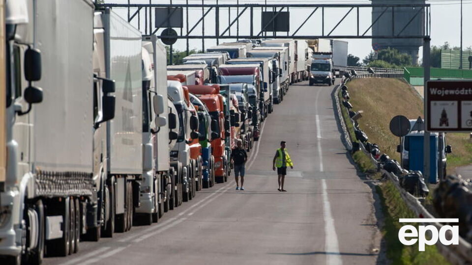 Вжиті заходи мають стати першим кроком до розв'язання кризи на польському кордоні, вважають у Мінінфраструктури