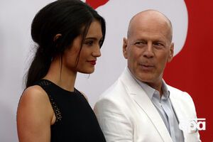 Уиллис и Хеминг женаты 13 лет