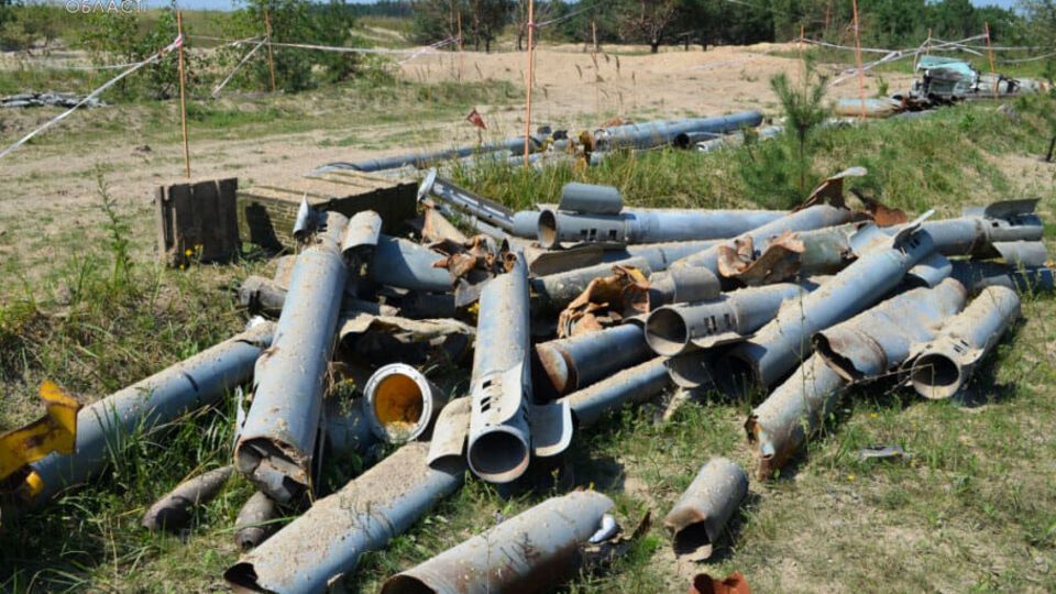 Фахівці утилізуватимуть російські міни та боєприпаси