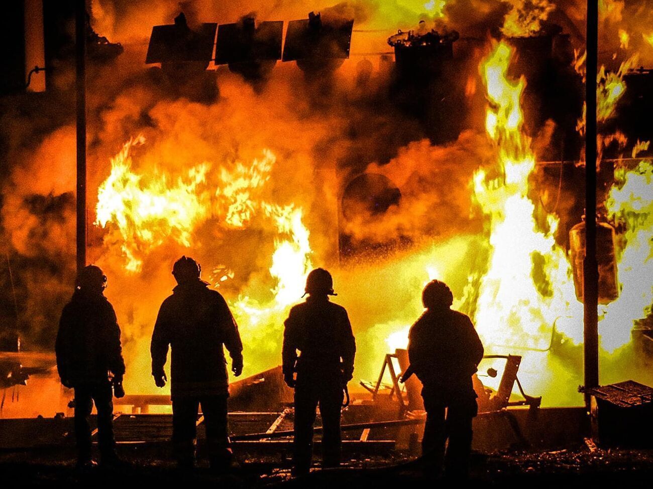 Рятувальники не вмирають &ndash; вони йдуть у небо за підвищеним рангом виклику, зазначили в ДСНС