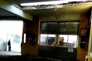 Один снаряд окупантів влучив у будівлю 22-ї державної пожежно-рятувальної частини в Очакові, зазначили у ДСНС