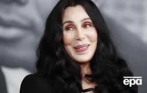 Шер поддерживает Украину с первых дней полномасштабного вторжения РФ