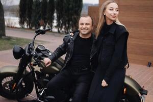 Павлик с Репяховой отдыхают в горах