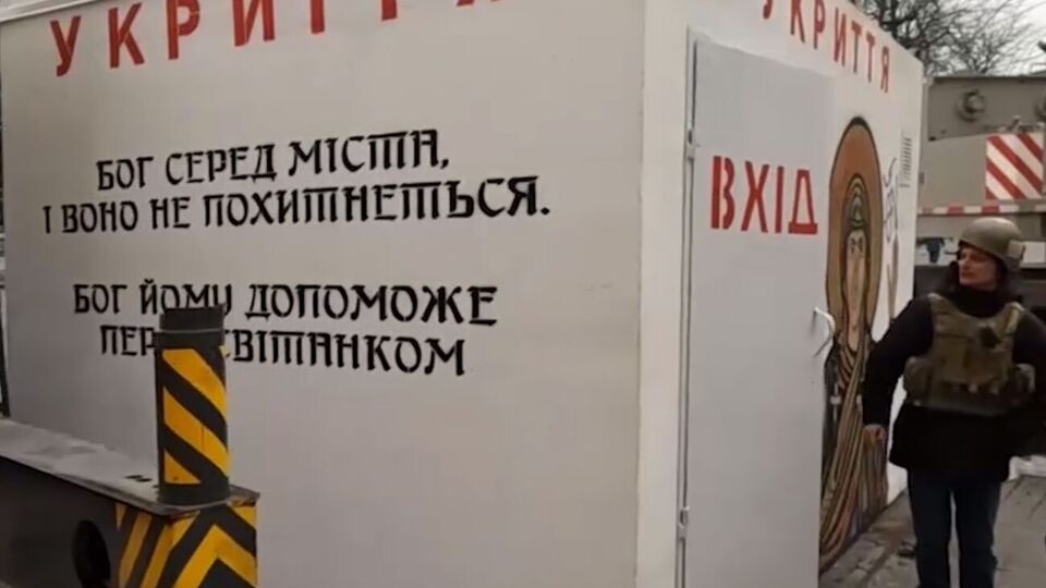 До Херсона найближчим часом мають доправити ще три мобільні укриття, розповіли в ОВА