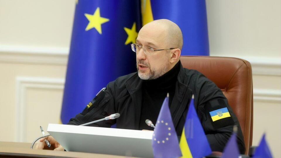 Україна 2023 року розраховує отримати $17 млрд на "першочергове відновлення пошкодженого та зруйнованого майна", зазначив Шмигаль
