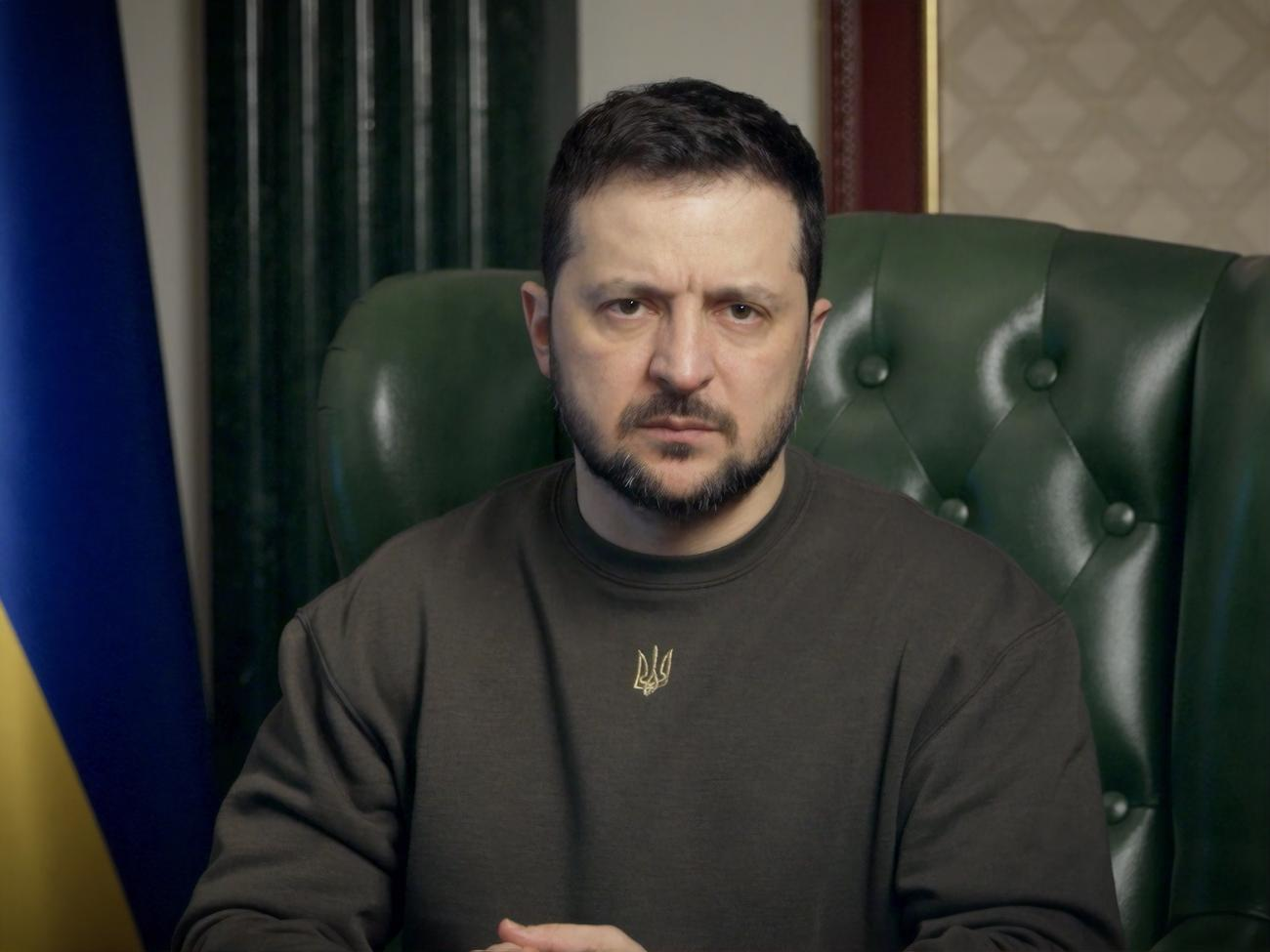 Зеленський сказав, що Росія зараз збирає сили для чергової ескалації