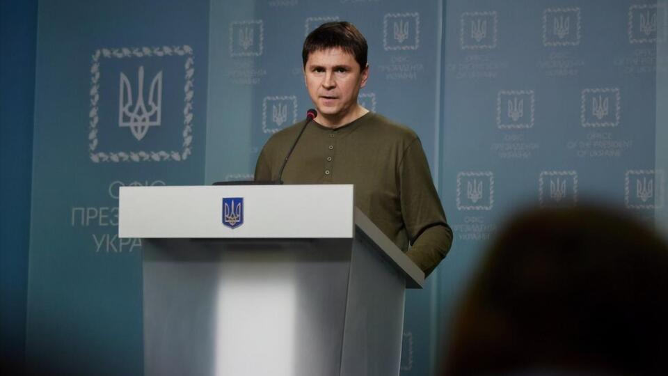 Україні затягувати війну невигідно, заявив Подоляк