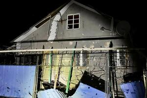 Російські снаряди пошкодили будинки й підприємства