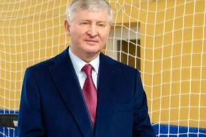 Рінат Ахметов втратив мільярди й обіцяє вимагати їх у Росії