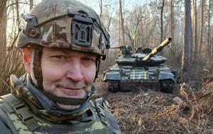 Країна-бензоколонка кидає сотні тисяч громадян у багаття війни та мільярди доларів на вітер, щоб похвалитися взяттям села Курдюмівка, у якому жило менше ніж 800 осіб