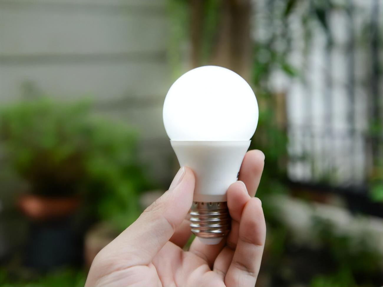 На етапі бета-тестування послуга з обміну лампочок буде доступною у Вінниці, Черкасах, Одесі та Львові