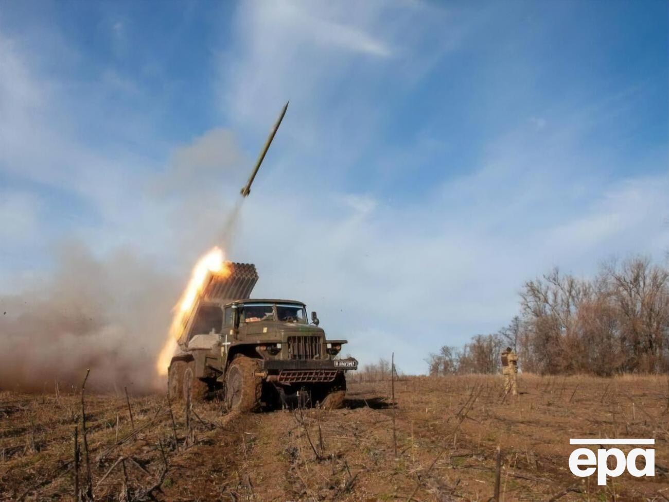 Ракетні війська та артилерія накрили вогнем 12 районів із живою силою і військовою технікою РФ