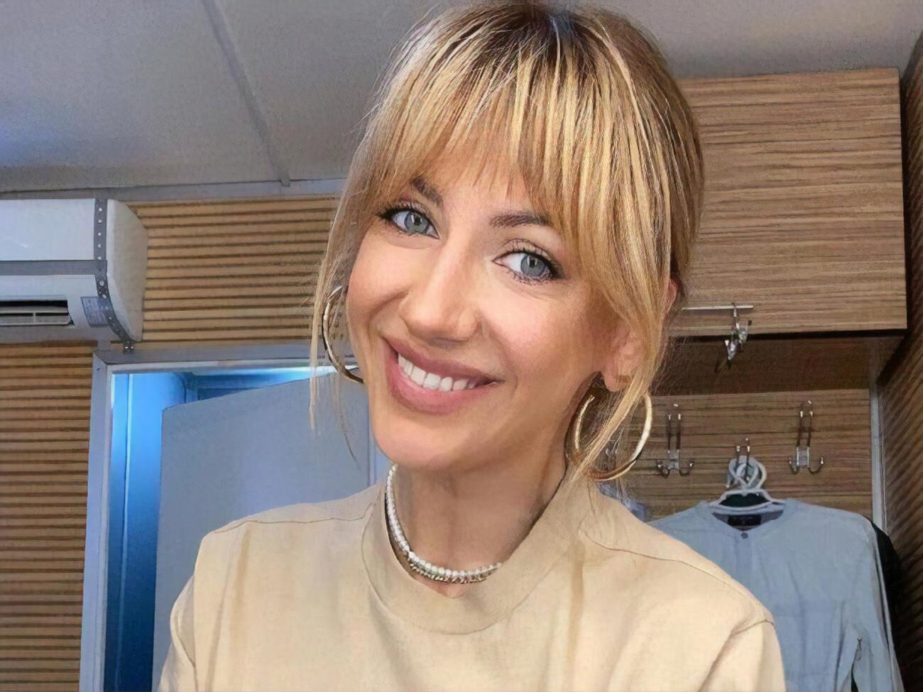 Никитюк заявила, что не знает, кто подарил ей букет