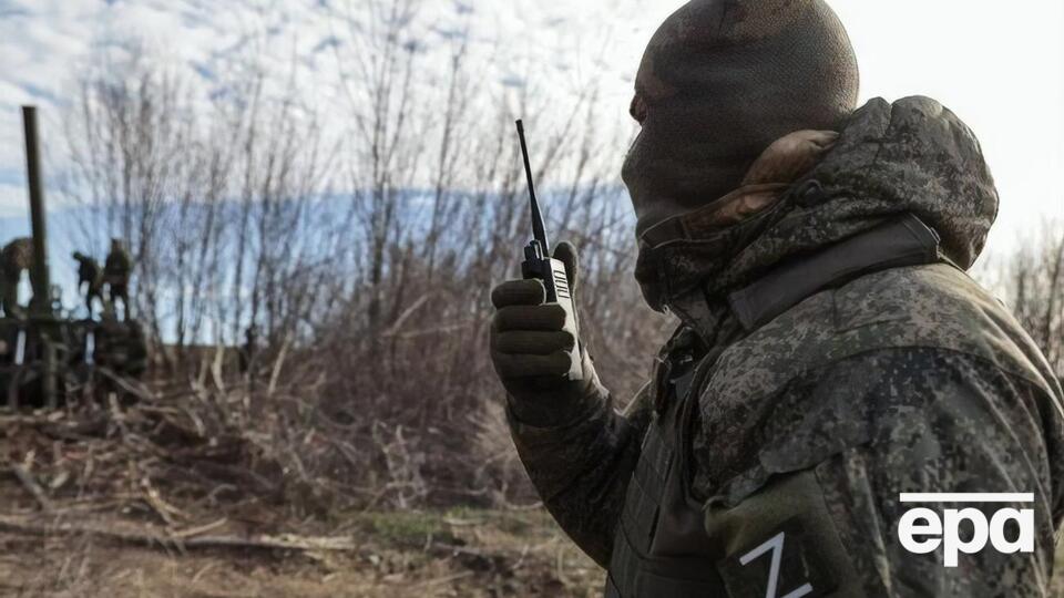 Окупанти наловили людей на окупованих територіях і сформували "якісь кізячі полки з атаманами й усією цією атрибутикою", розповів український військовий