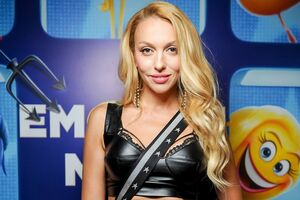 Полякова сейчас находится в Швеции