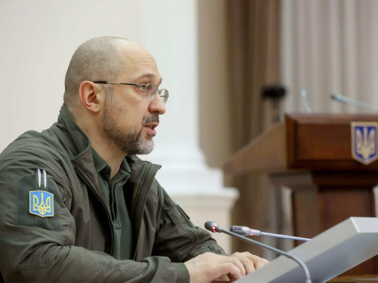 Кабмин создал Госагентство восстановления и развития инфраструктуры на базе двух госагентств – инфраструктурных проектов и автомобильных дорог, рассказал Шмыгаль