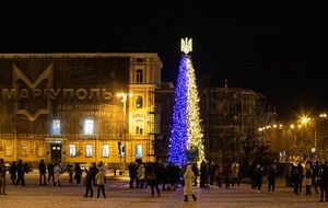 Елка в Киеве простоит до Крещения