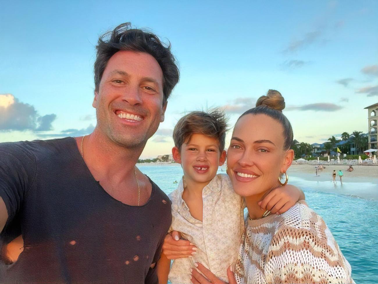 Чмерковський із дружиною виховують сина Шая