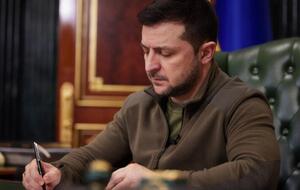 Зеленський своїм указом увів у дію рішення РНБО, більшість пунктів якого засекречено