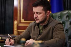 Зеленський своїм указом увів у дію рішення РНБО, більшість пунктів якого засекречено