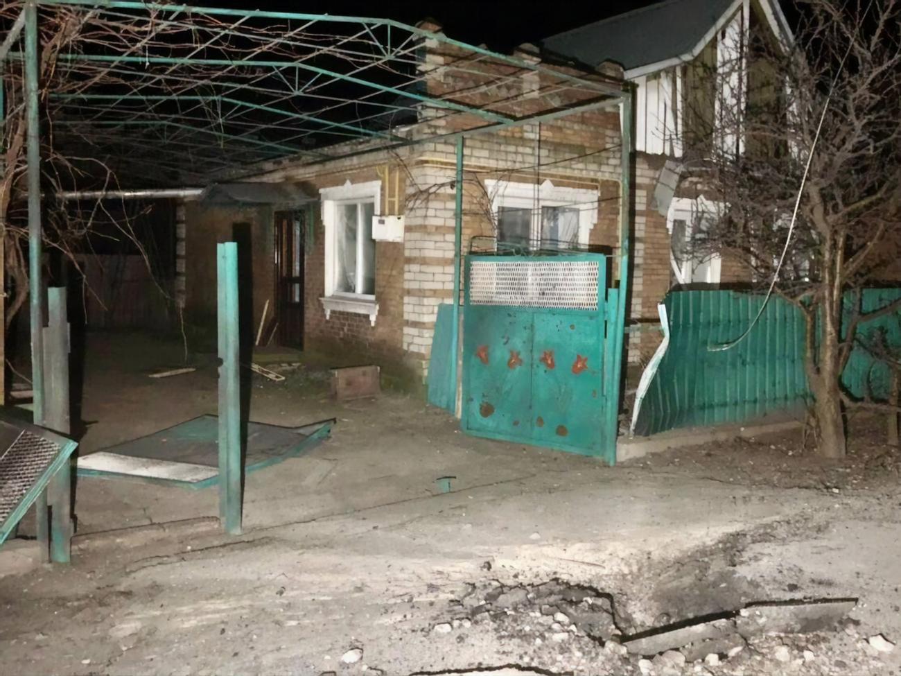 По словам Резниченко, в результате обстрела мирные жители не пострадали