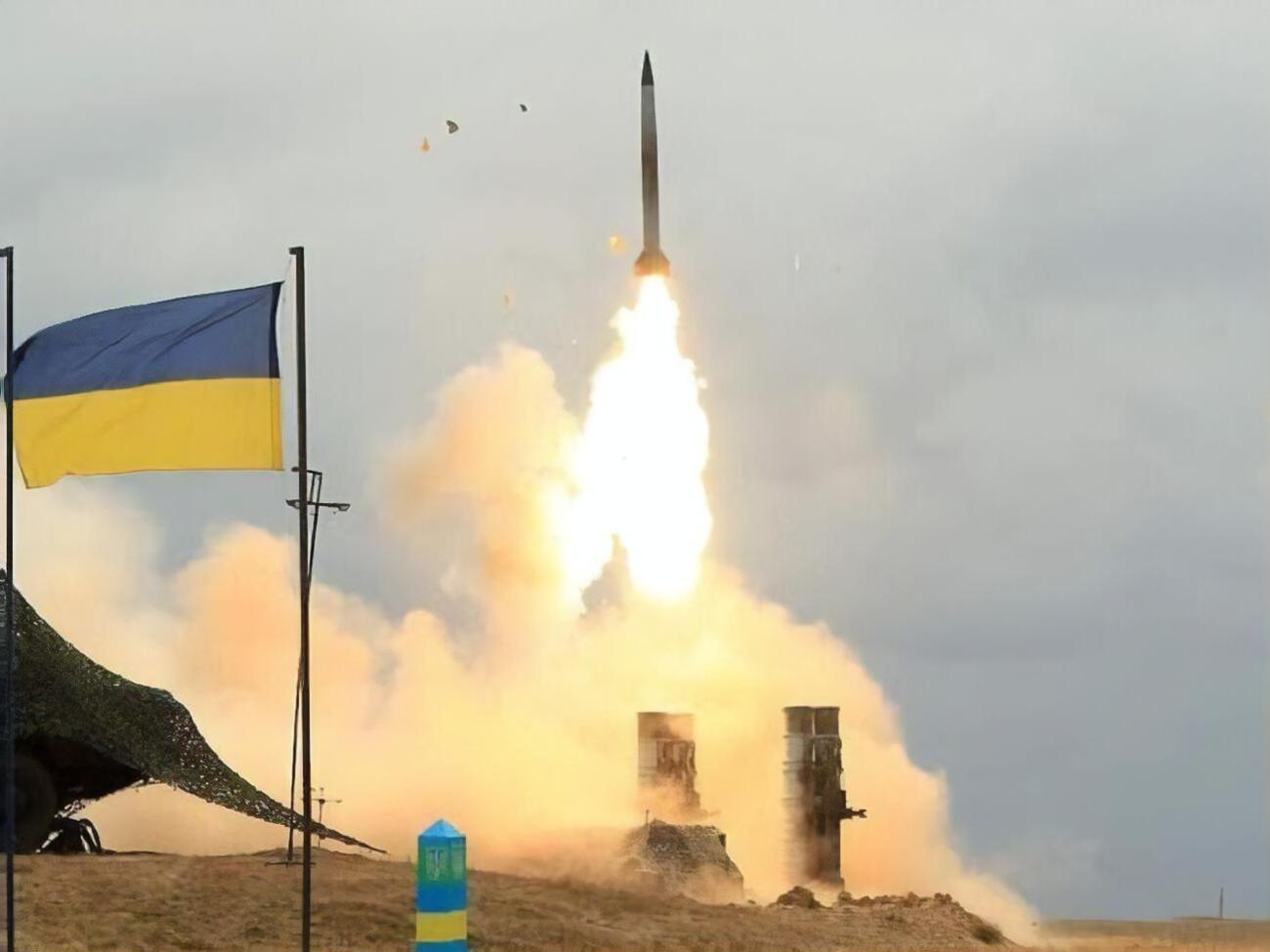 Украинская система ПВО начала отражать массовую ракетную атаку оккупантов 14 января