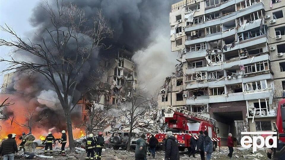 Обвалився під'їзд будинку