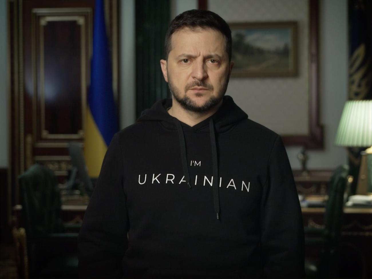 Зеленский пообещал оккупантам, причастным к удару по Днепру, "максимальную" ответственность