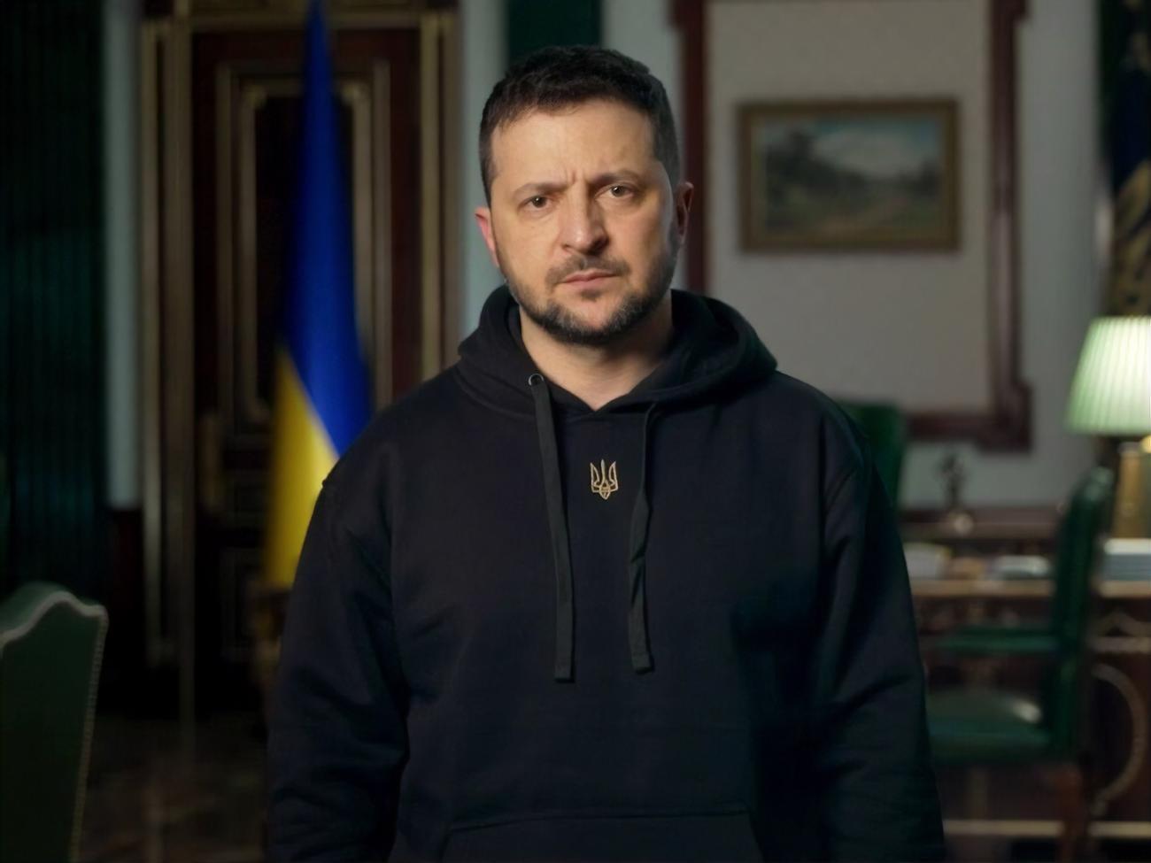 Зеленский выразил соболезнования близким погибших в Днепре