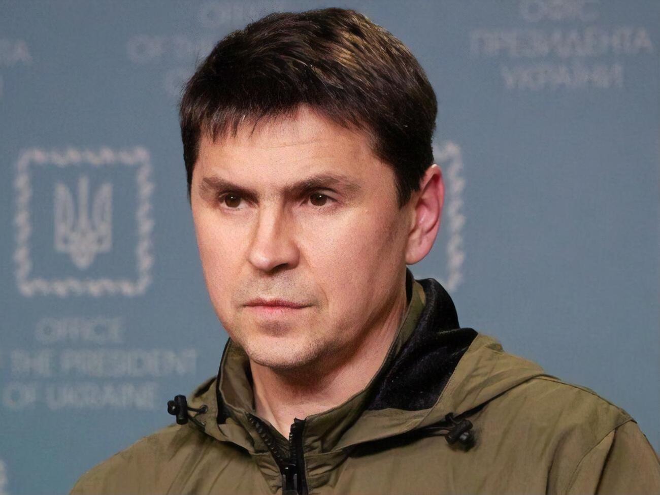 Подоляк приветствует "драку" между оккупантами за влияние, называя ее "признаком начала конца"