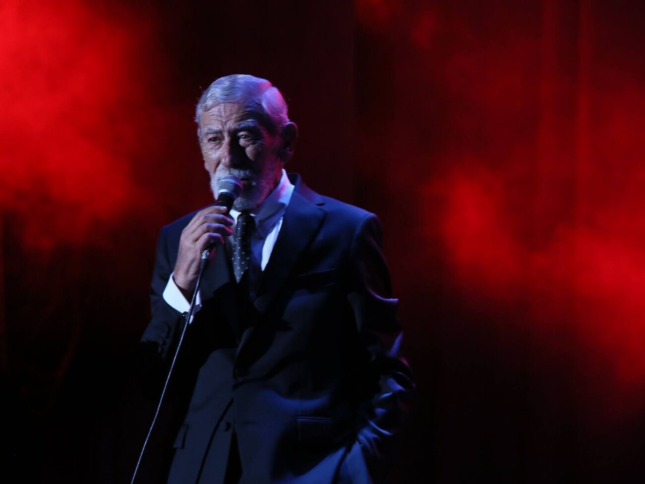 Кикабидзе родился в 1938 году