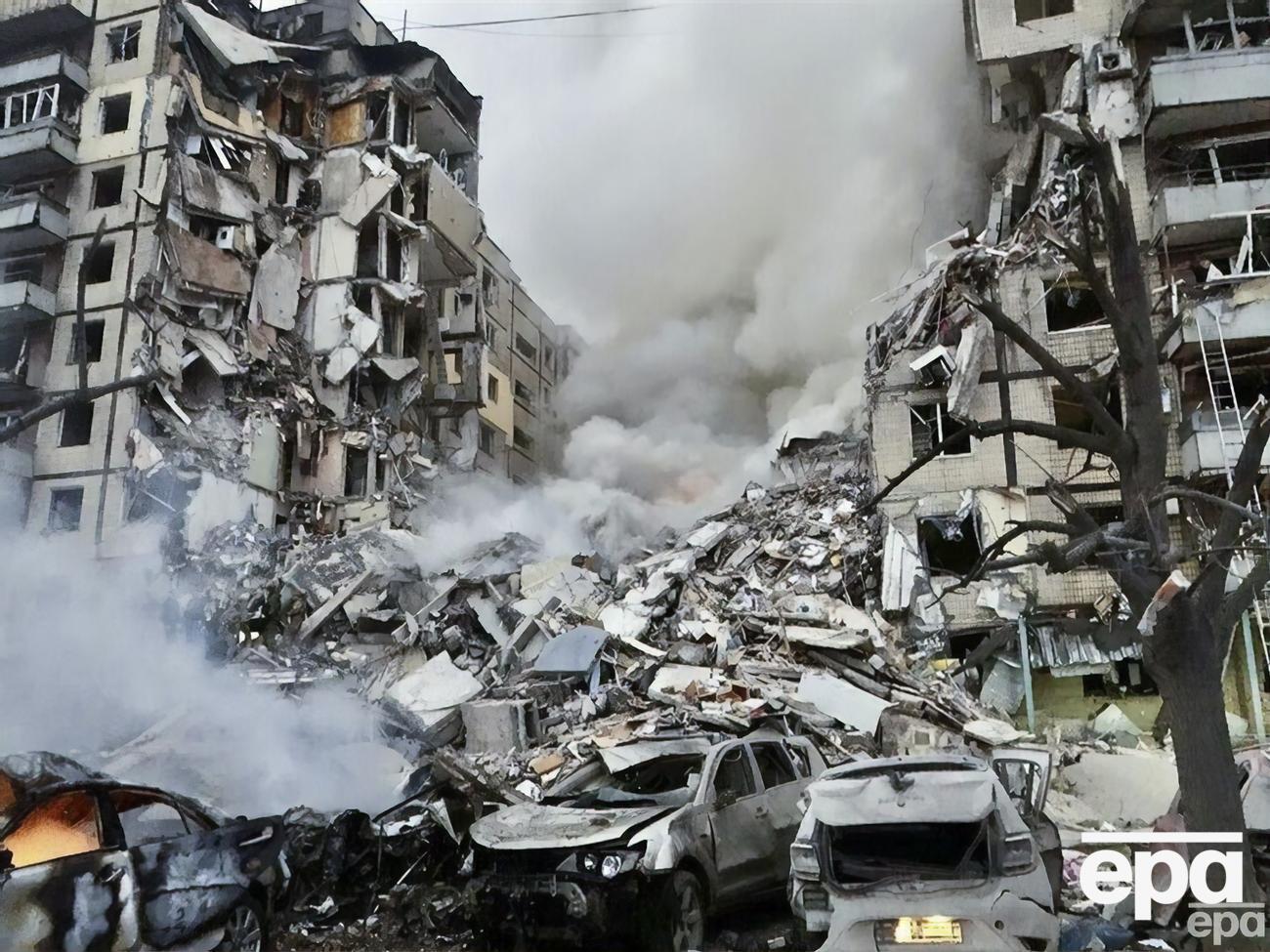 Ми просиділи в Харкові 12 годин без світла, води, опалення. Але тільки-но пробивався хоч якийсь зв'язок, насамперед кидалися дивитися, що там у Дніпрі