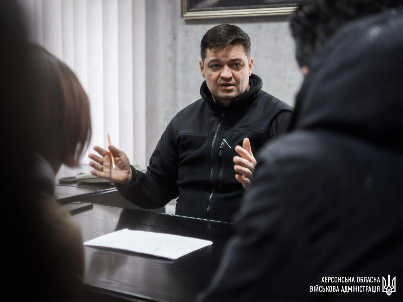 Янушевич призвал не посещать места, которые еще не обследовали саперы