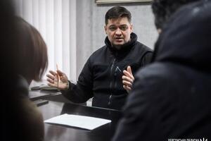 Янушевич призвал не посещать места, которые еще не обследовали саперы