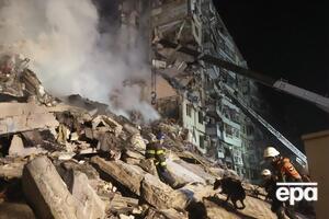 Унаслідок ракетного удару по Дніпру обвалився під'їзд житлового багатоквартирного багатоповерхового будинку