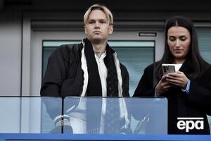 Мудрик уже в Лондоне