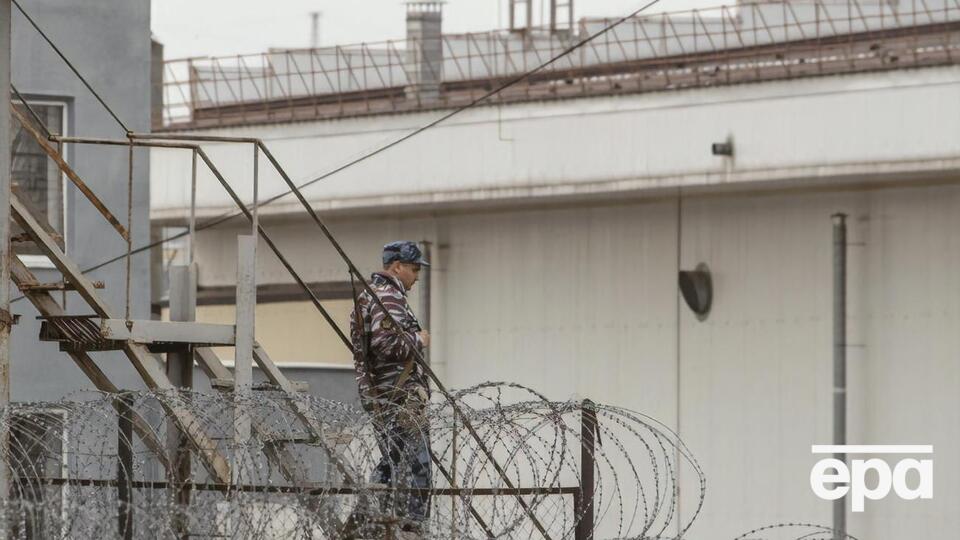 По данным Подоляка, "Вагнер" завербовал в российских колониях 38 тыс. заключенных