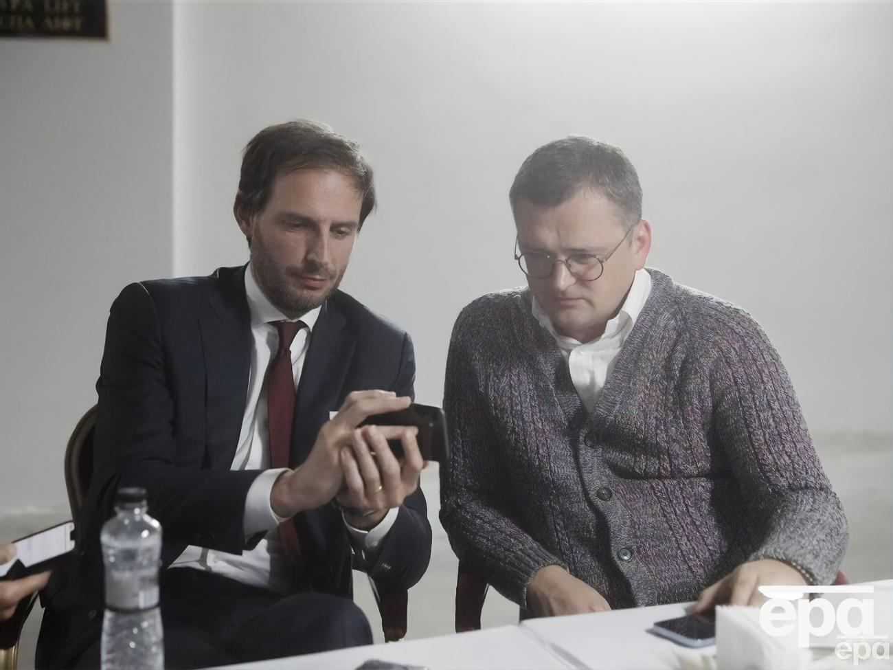 Кулеба (на фото праворуч) зауважив проукраїнську позицію Нідерландів