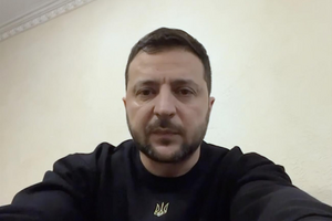 Зеленський: Кожен день української стійкості на Донбасі і кожен наш успіх в обороні там – це життєво важливі здобутки для захисту всієї нашої держави