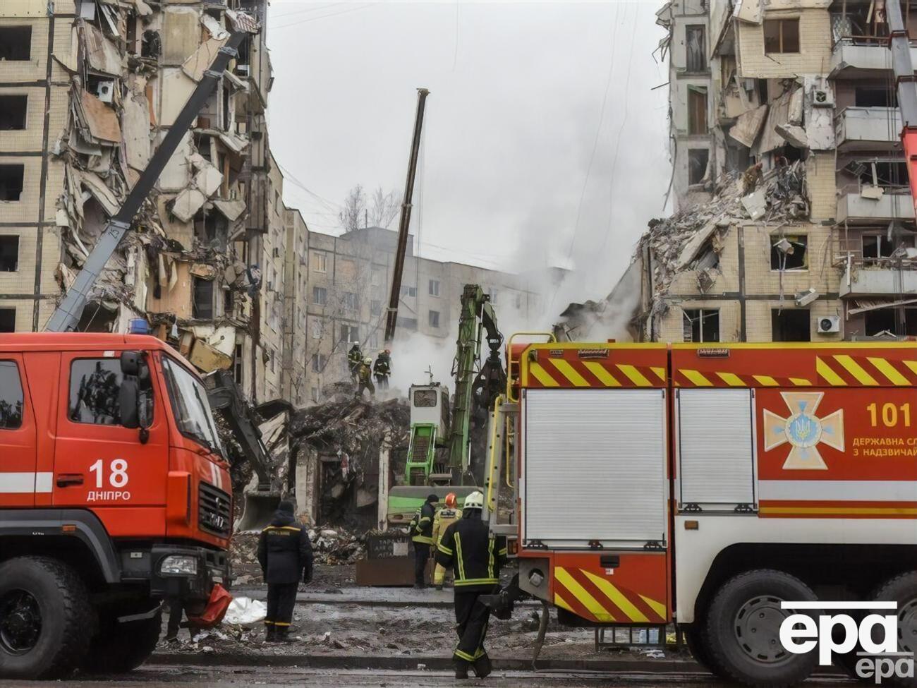 Після обвалення частини будинку у Дніпрі виявили тіла вже 30 загиблих