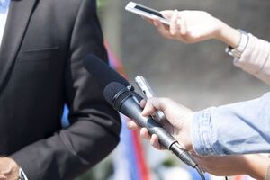 В українській розвідці закликали представників ЗМІ "уважно перевіряти джерела, з яких надходять пропозиції щодо співробітництва"