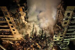 Завалы разбирают круглосуточно