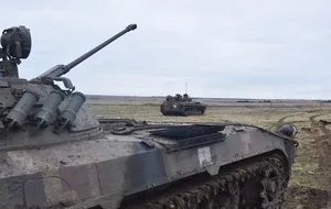 Головне оперативне завдання для обох сторін зараз полягає в тому, щоб сформувати нові боєздатні з'єднання й використати тактичні успіхи для оперативних проривів, вважають у британській розвідці